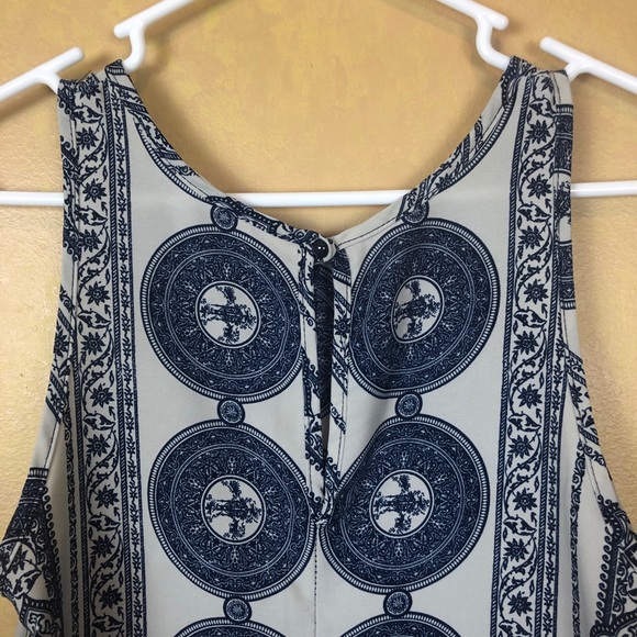 Women’s dress, size small, brand by Black Bead - Picture 8 of 10